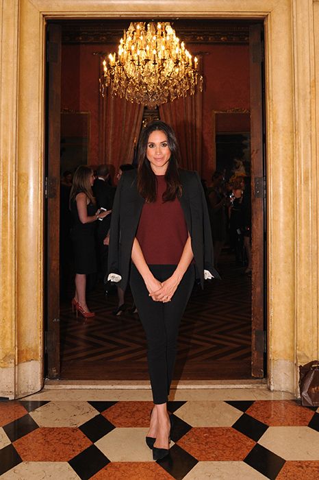 meghan markle attends relaix and chateaux dinner