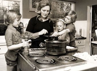 mary berry cooking with her kids