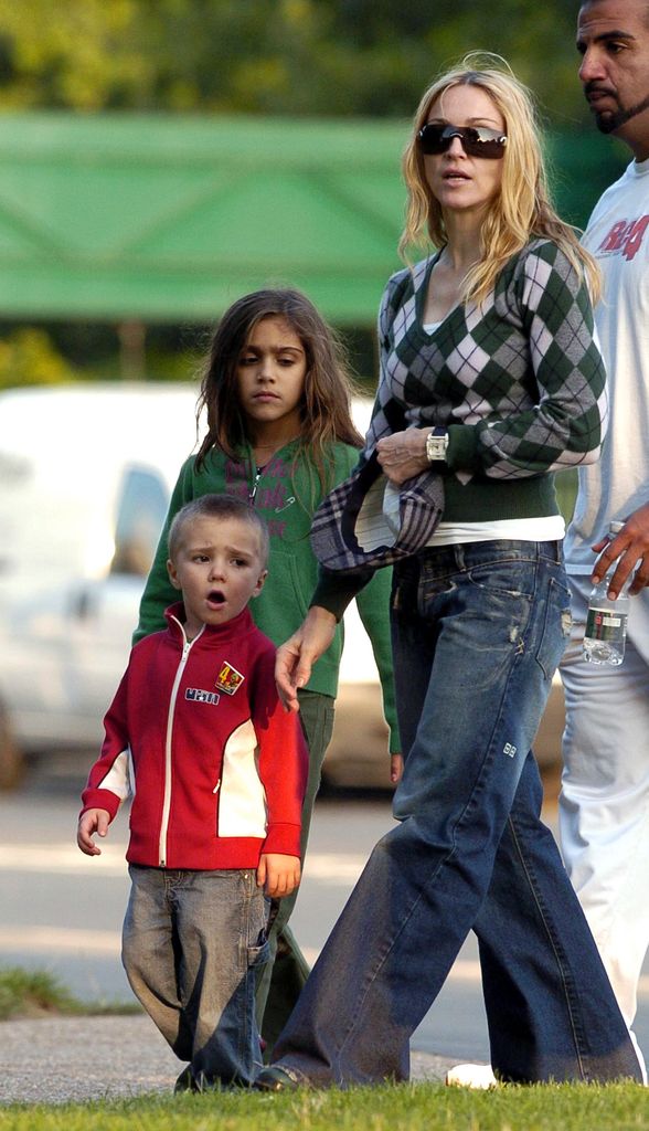 Madonna, Lourdes & Rocco enjoy a day out in London in 2004