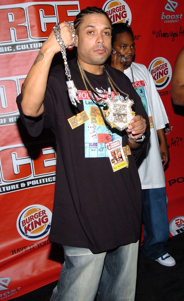 MIAMI - OCTOBER 10:  Rapper Benzino arrives at the 2004 Source Hip-Hop Music Awards at the James L. Knight Center October 10, 2004 in Miami, Florida. 