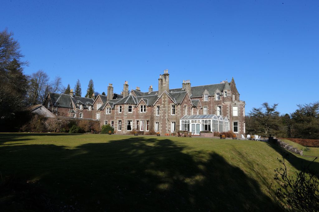 Andy Murray's hotel Cromlix in the sunshine