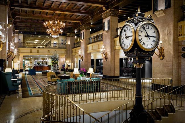 Fairmont royal york hotel lobby