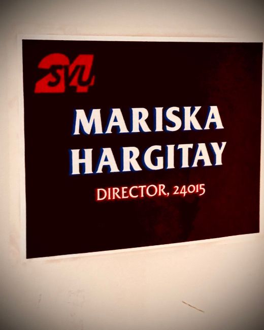 Mariska Hargitay director sign