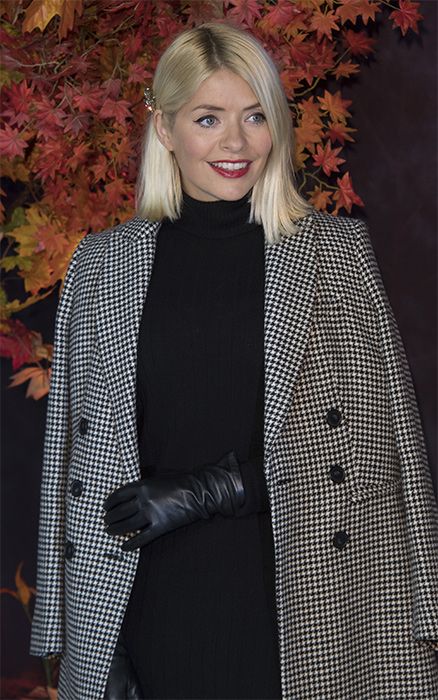holly willoughby check coat