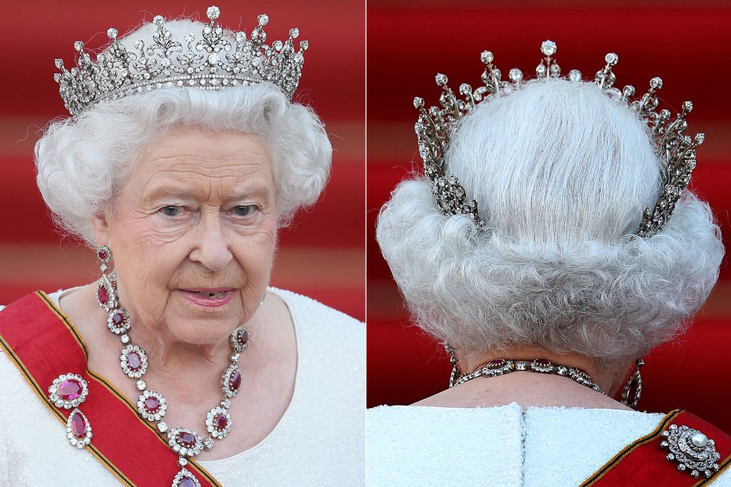   A rainha Elizabeth II da Grã-Bretanha chega para uma recepção e banquete de estado com o presidente alemão Joachim Gauck no palácio presidencial de Bellevue, em Berlim, em 24 de junho de 2015