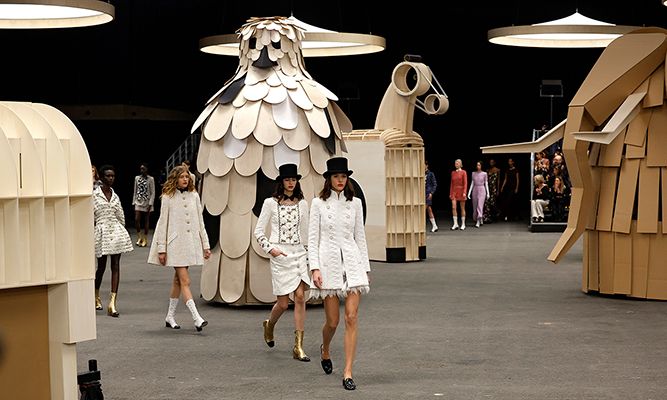 Chanel SS23 PFW Show