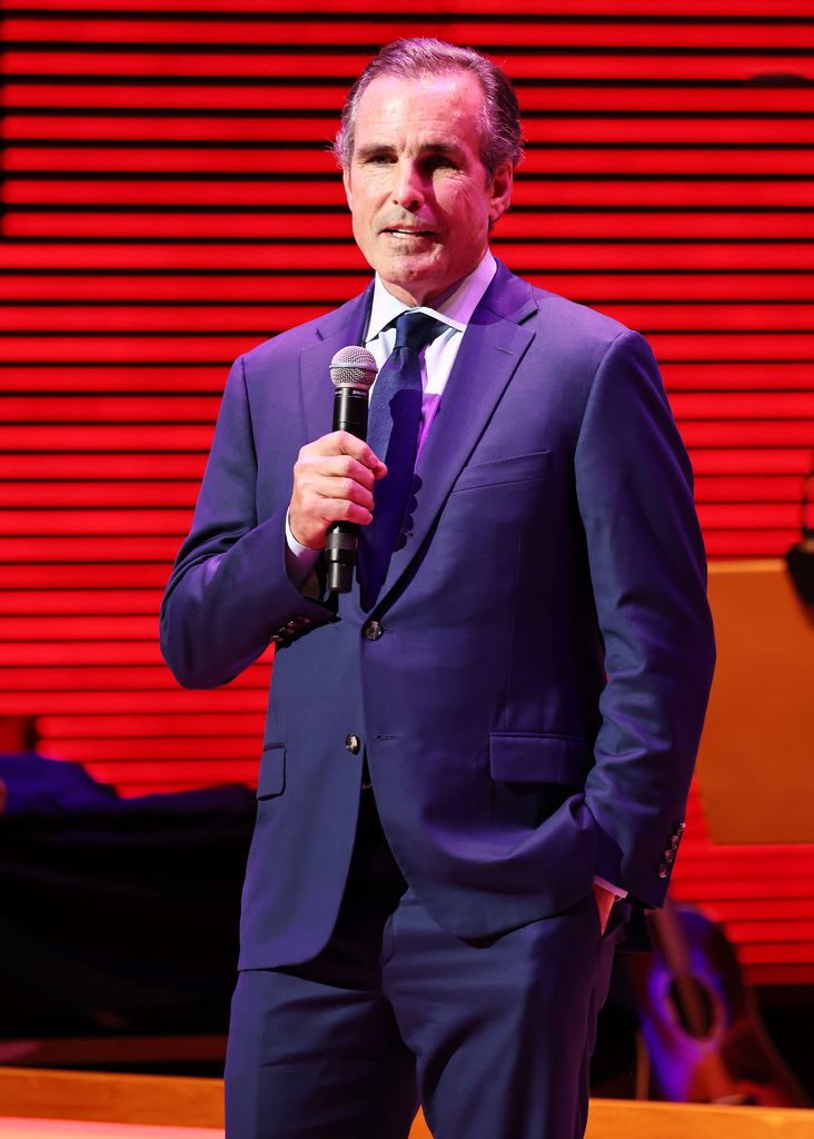 Bob Woodruff speaks onstage during the 17th Annual Stand Up For Heroes Benefit presented by Bob Woodruff Foundation and NY Comedy Festival at David Geffen Hall on November 06, 2023 in New York City.