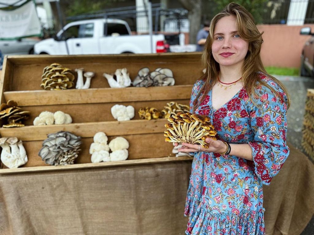 Imara Douglas at a farmer's market with her mother Diandra Luker, shared on Instagram