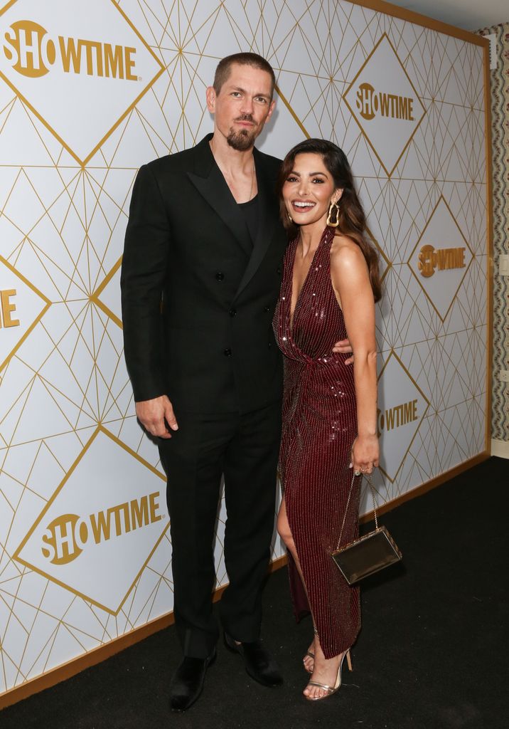 Steve Howey (L) and Sarah Shahi (R) attend the Showtime Emmy eve nominees celebrations at San Vincente Bungalows on September 21, 2019 in West Hollywood, California