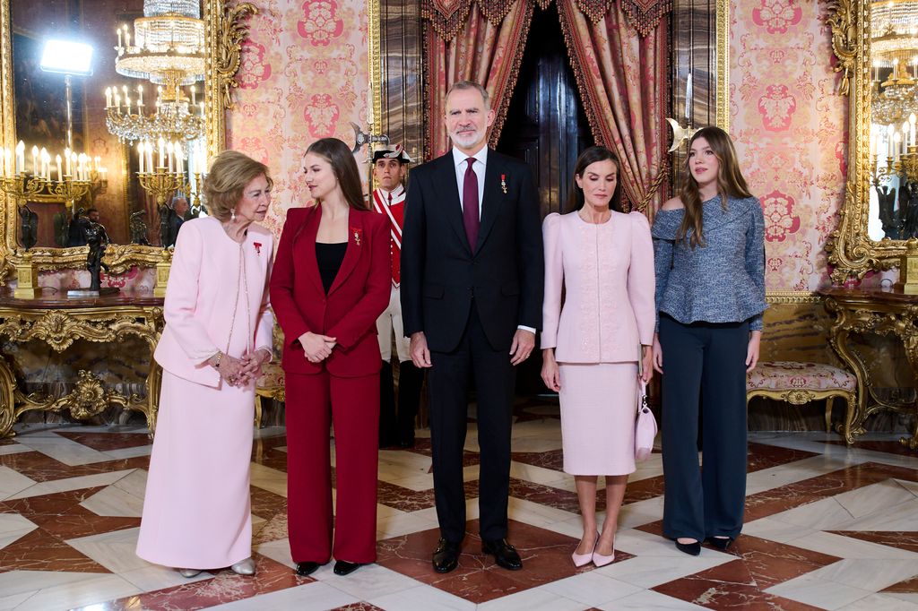 Queen Sofia, Crown Princess Leonor of Spain, King Felipe VI of Spain, Queen Letizia of Spain and Princess Sofia of Spain pose during the reception held after the imposition of the Golden Fleece