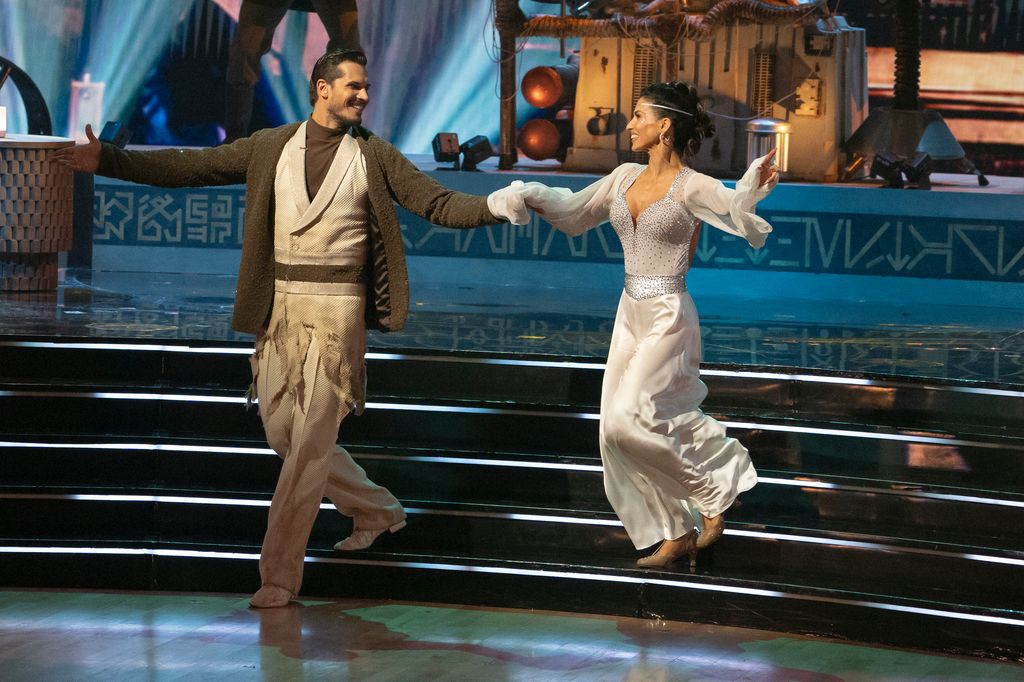 Gleb Savchenko and Hilaria Baldwin on DWTS