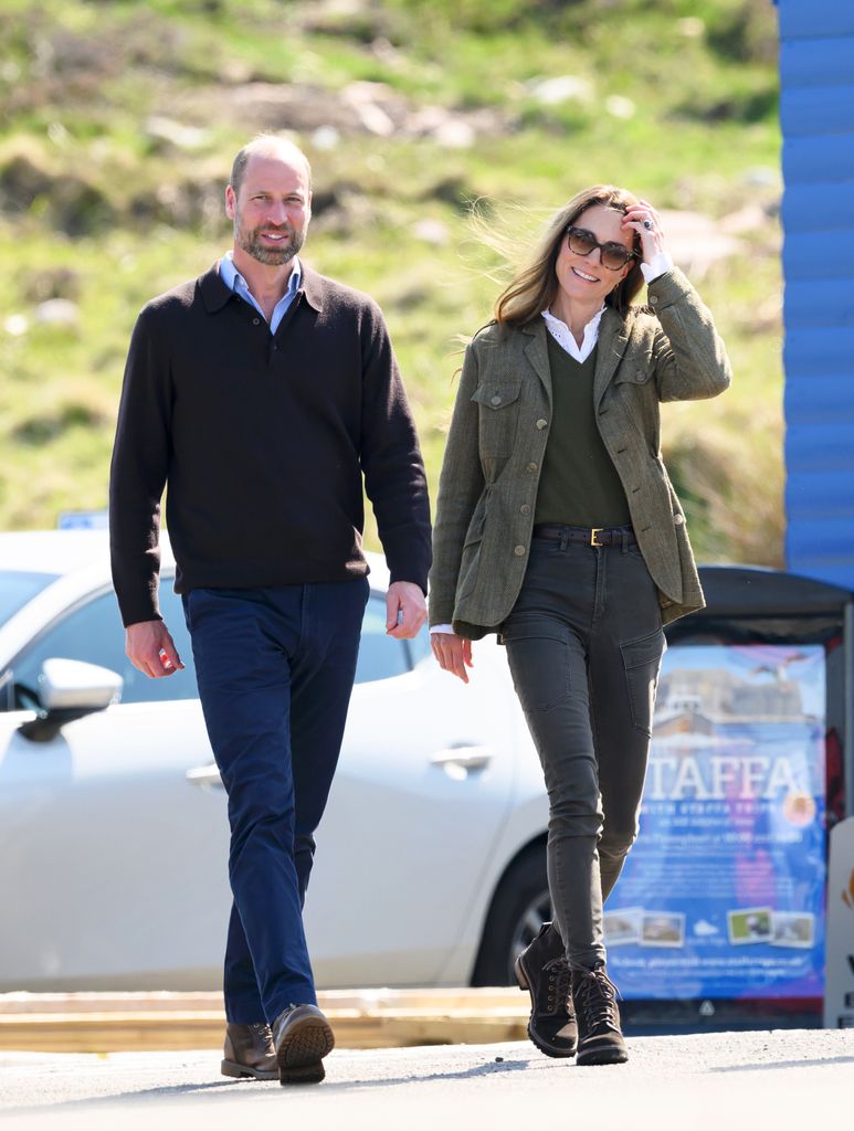 William and Kate walking on Iona