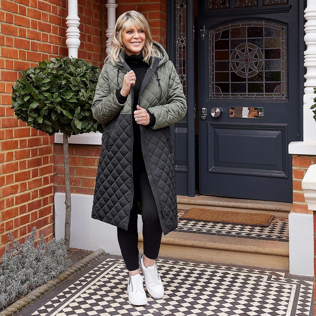 Ruth Langsford models her QVC Ruth Langsford Longline Quilted Coat