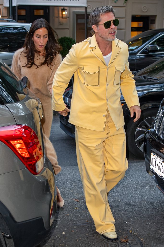 Brad rocks yellow flares