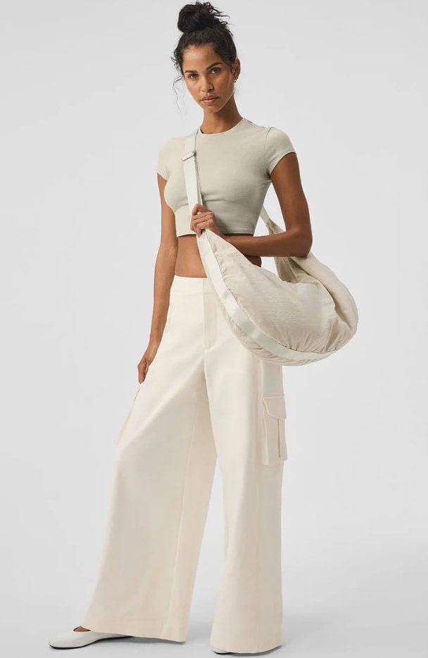 alo yoga Om The Go Gym Sling Bag 