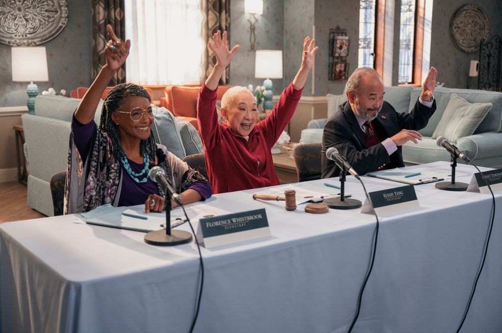 Margaret Avery as Florence, Lori Tan Chinn as Susan, Clyde Kusatsu as Grant in A Man on the Inside