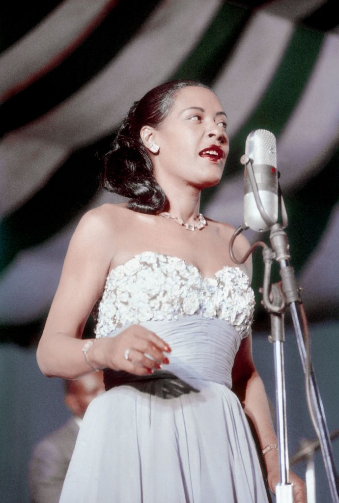 photo de Billie Holiday sur scène