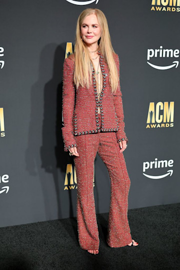 Miranda Lambert's Jewel Tones At 2023 ACM Awards Led The Trend (But Not All  Her Looks Shined)