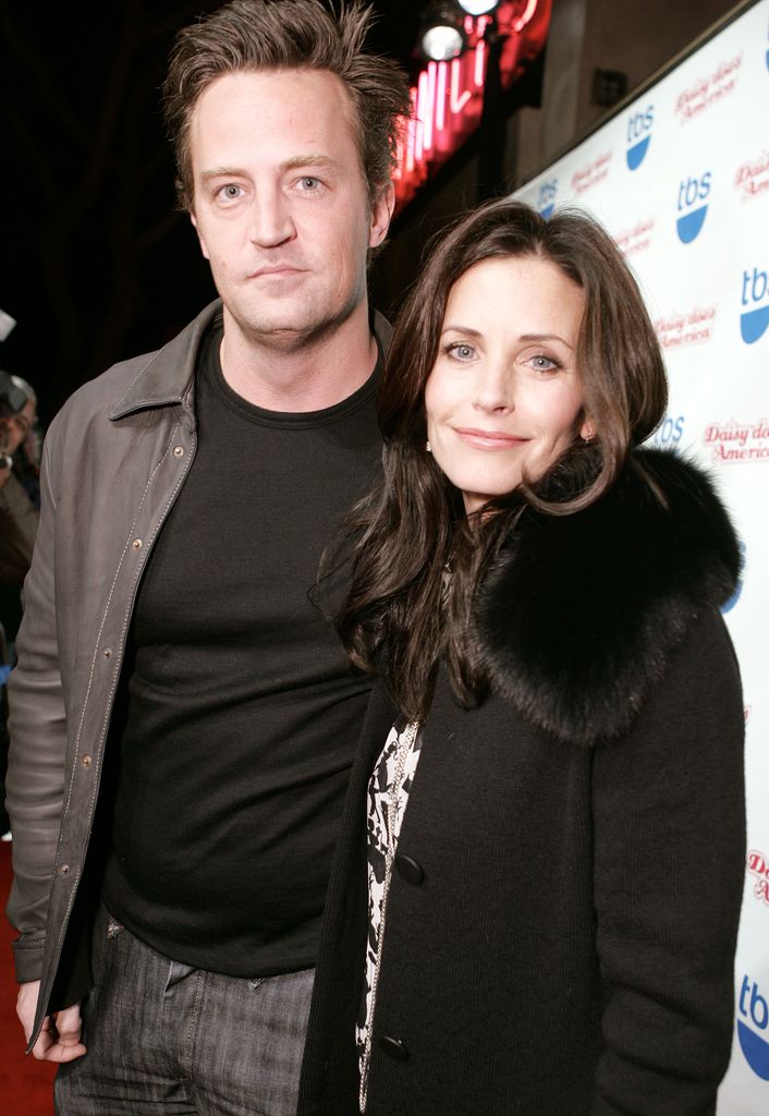 Matthew Perry and Courteney Cox 