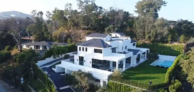 lebron james brentwood home