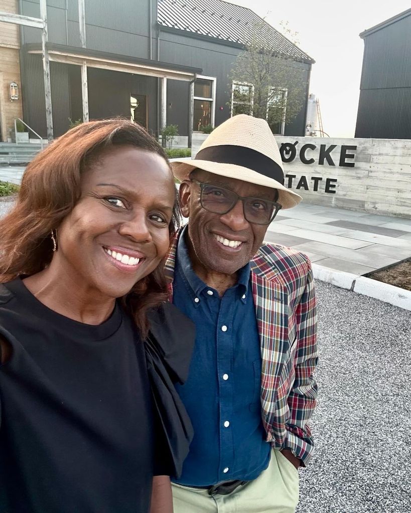 Al and Deborah are enjoying time together during the last days of the summer