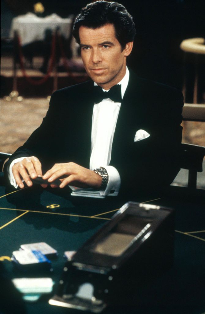 Pierce Brosnan as James Bond playing poker in a casino