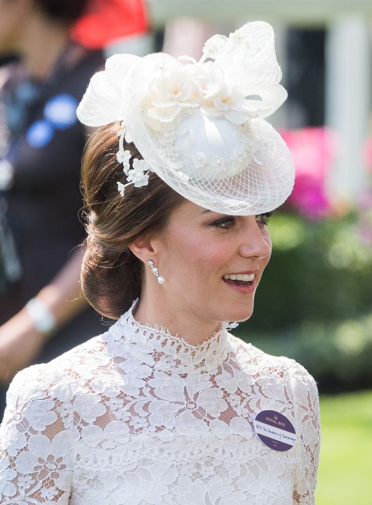 Kate in a white fascinator 