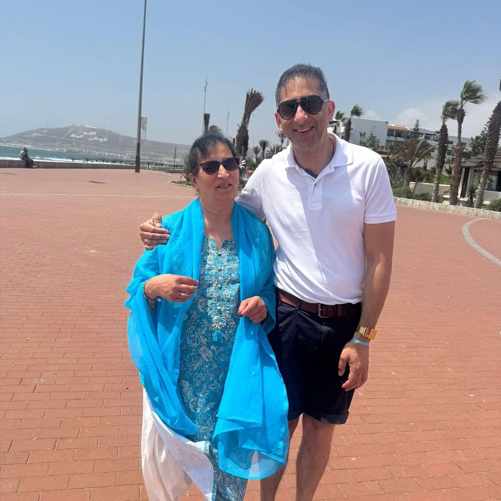 Gogglebox star Siddiqui with mum Nasreen