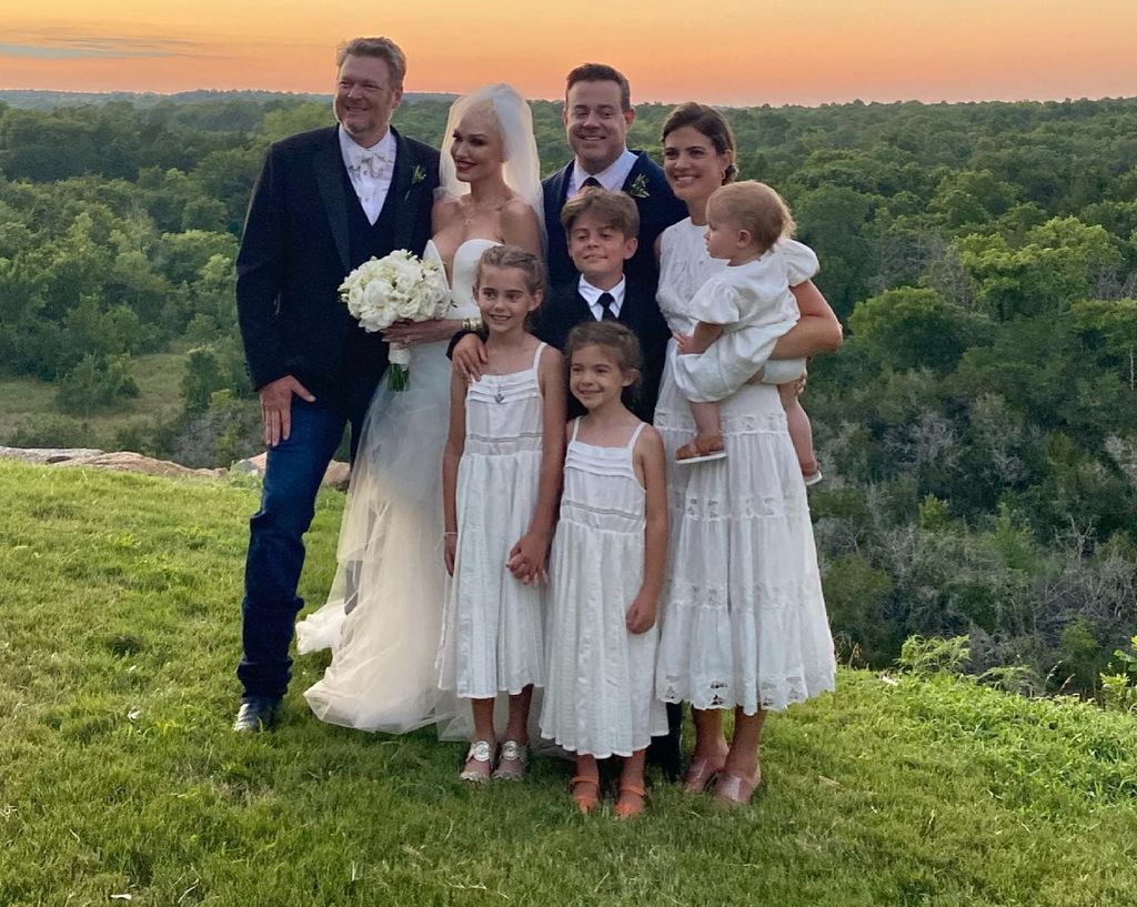 Carson Daly with his family and Gwen and Blake on their wedding day 