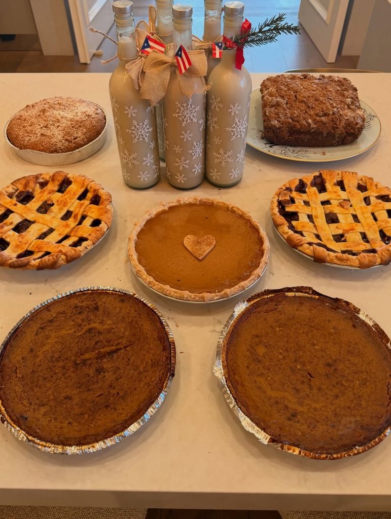 Jennifer's Thanksgiving pies