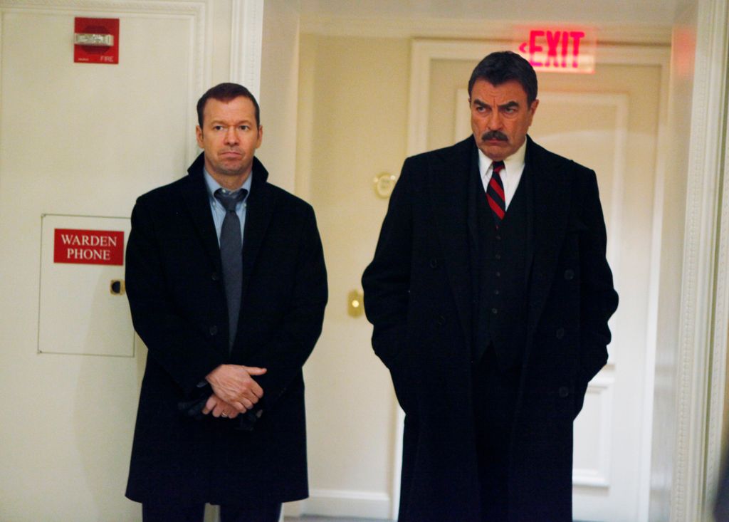 photo of donnie wahlberg and tom selleck in blue bloods