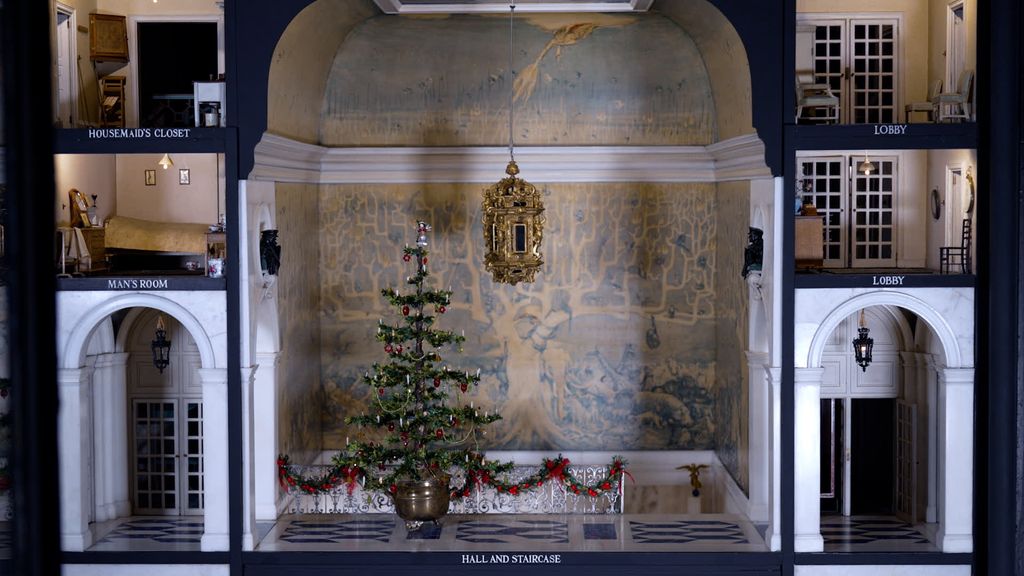 Miniature Christmas trees have been added to Queen Mary's Dolls' House