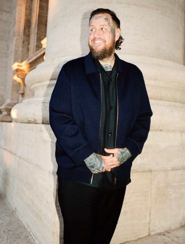 Jelly Roll black louis vuitton outfit