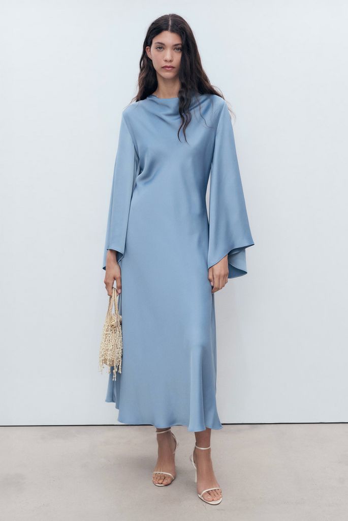 Vestido de satén de mango
