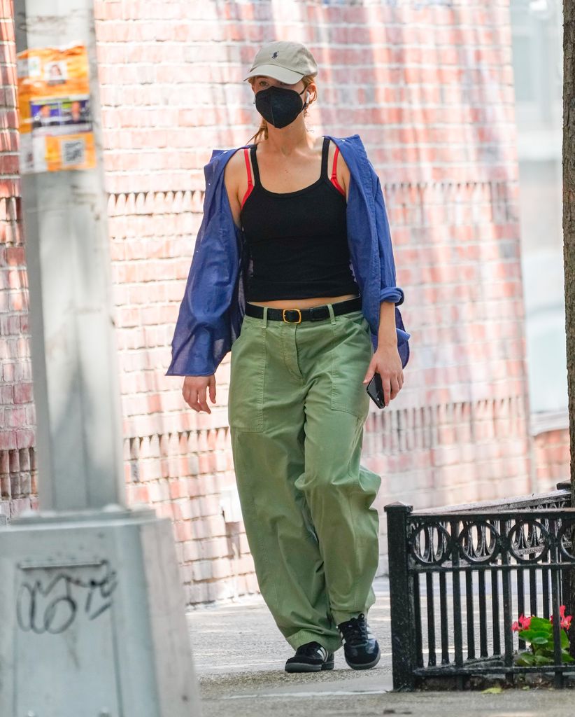 Jennifer is the queen of casual chic