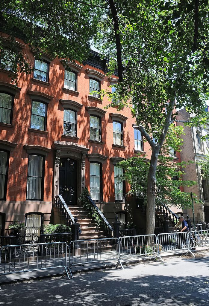 Sarah Jessica Parker's former townhouse in the West Village exterior