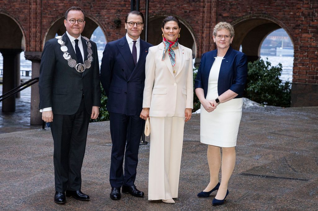 Victoria met the Stockholm City Council chairman Olle Burrell and Stockholm City mayor Karin Wanngard 