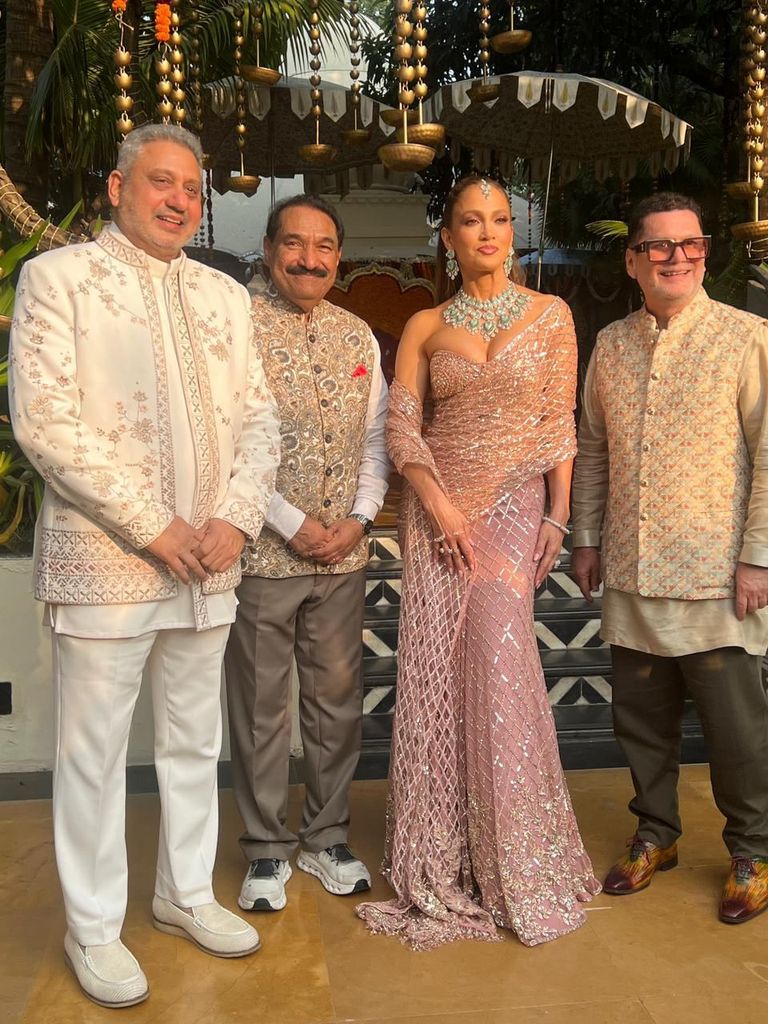 Jennifer Lopez with guests at wedding