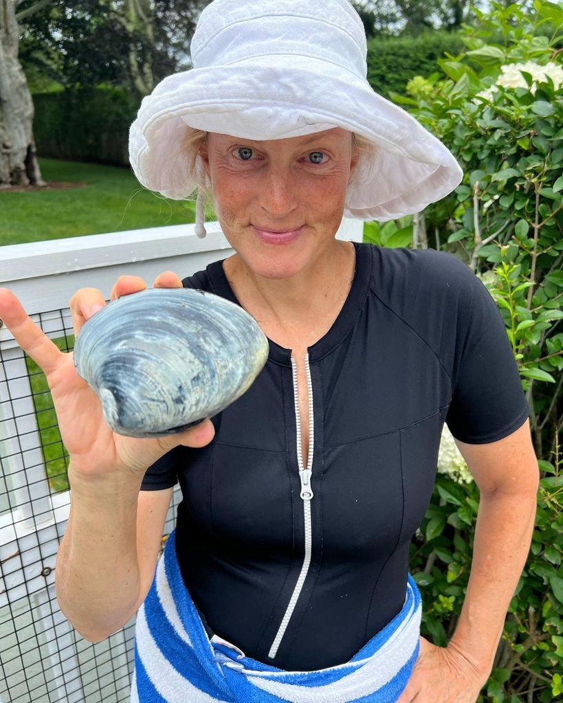 Ali Wentworth rocked a wetsuit and statement hat in her latest photo