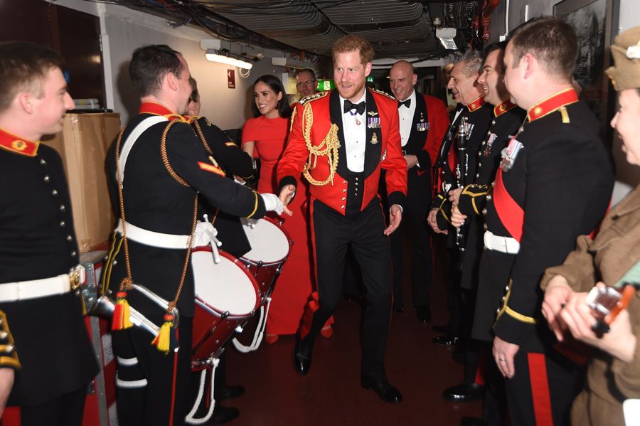 the duke and duchess of sussex meet the massed bands 