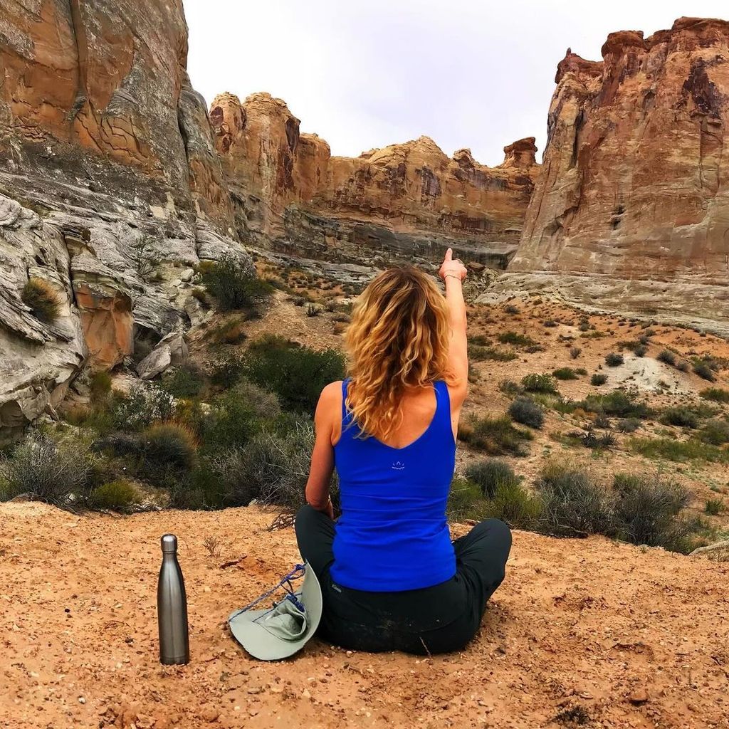 Kyra Sedgwick points to a red-rock butte in a photo shared on Instagram from Sedona, Arizona