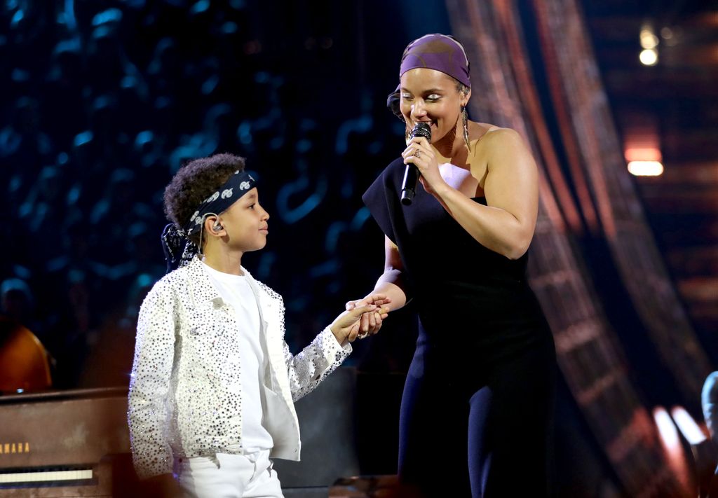 Alicia Keys sur scène avec l'Égypte aux Iheartradio Music Awards 2019