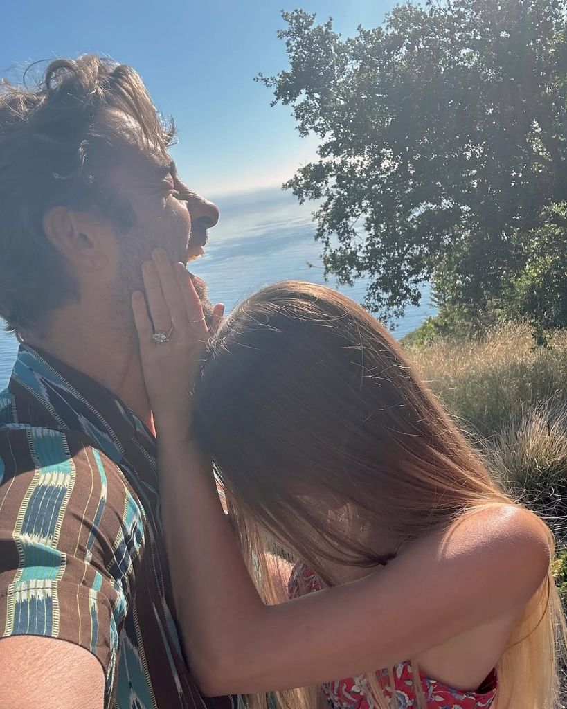 Scott et Lindsay après s'être fiancés