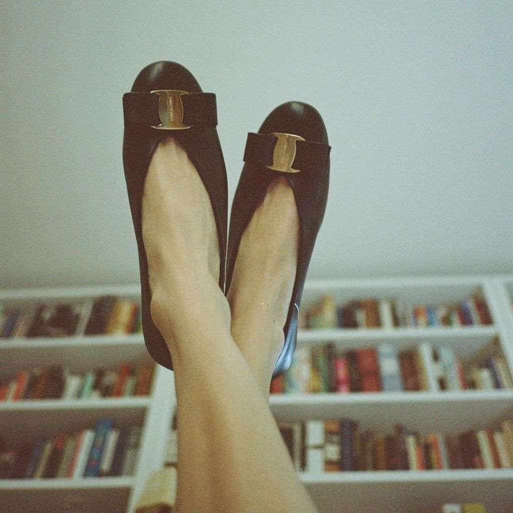 Alexa shared a close-up of her Ferragamos