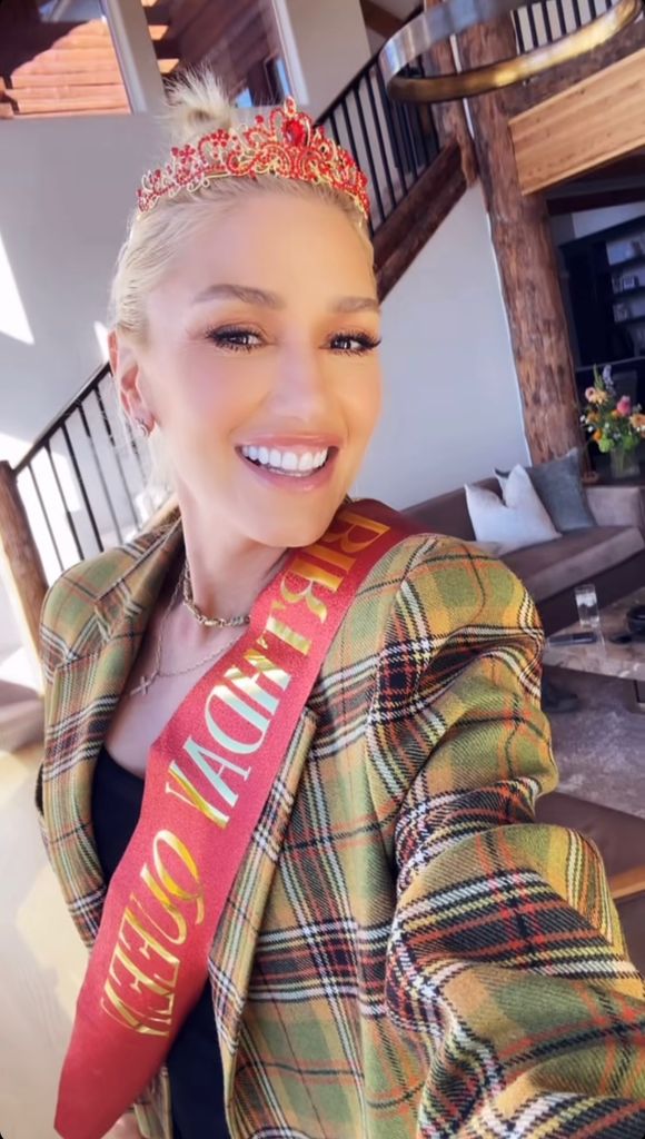 Gwen Stefani celebrates her birthday early at home, shared on Instagram Stories