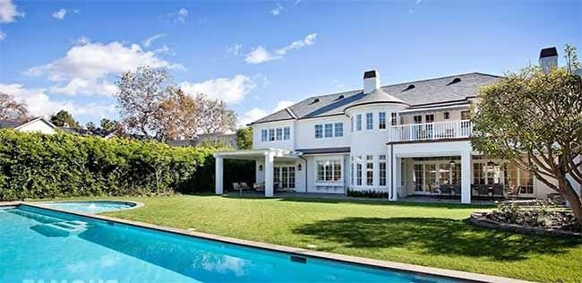 lebron james second brentwood home