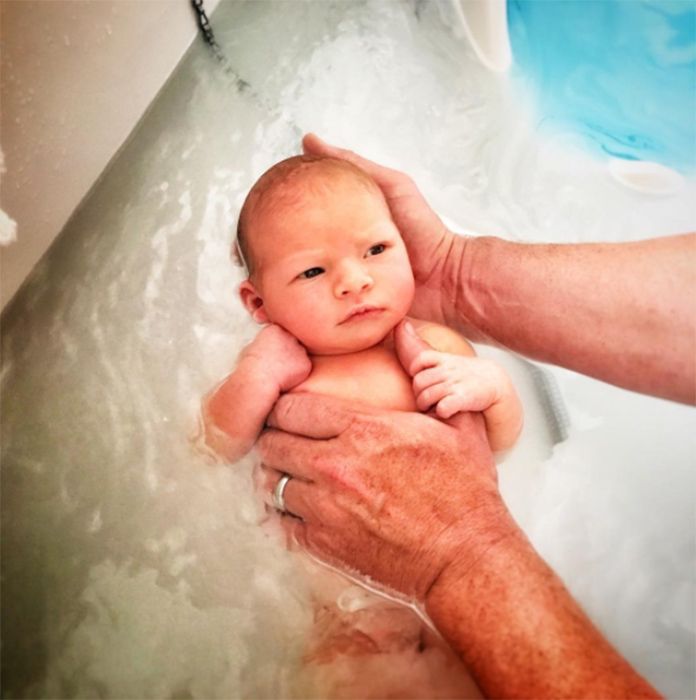 jamie oliver baby river first bath
