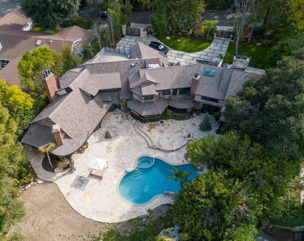 Aerial views of Machine Gun Kelly and Megan Fox's Encino mansion.