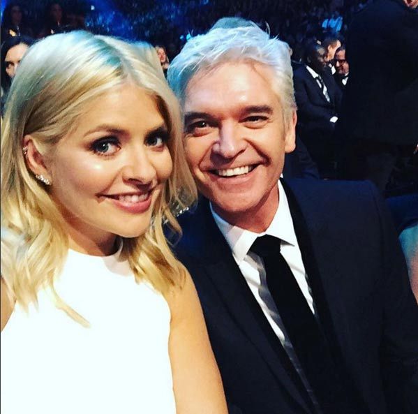 HollyWilloughby 