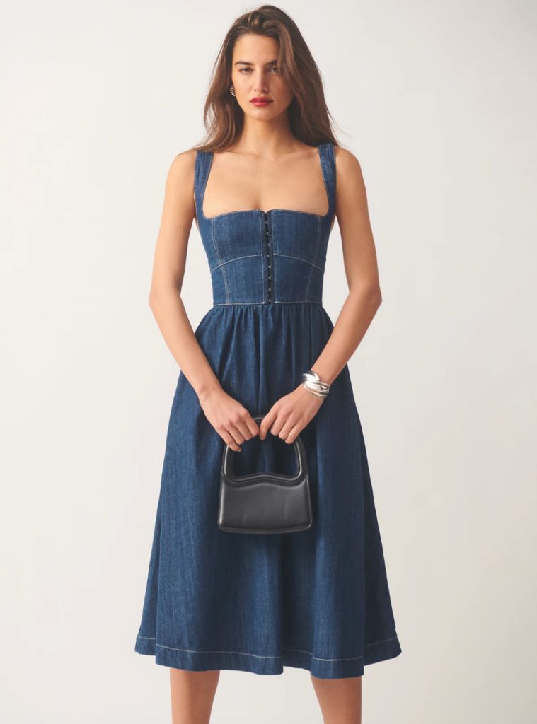 Vestido midi denim tagliatelle reformado